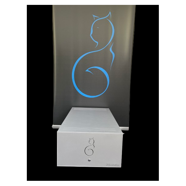 The CAT REVOLUTION Stereo Power Amplifier